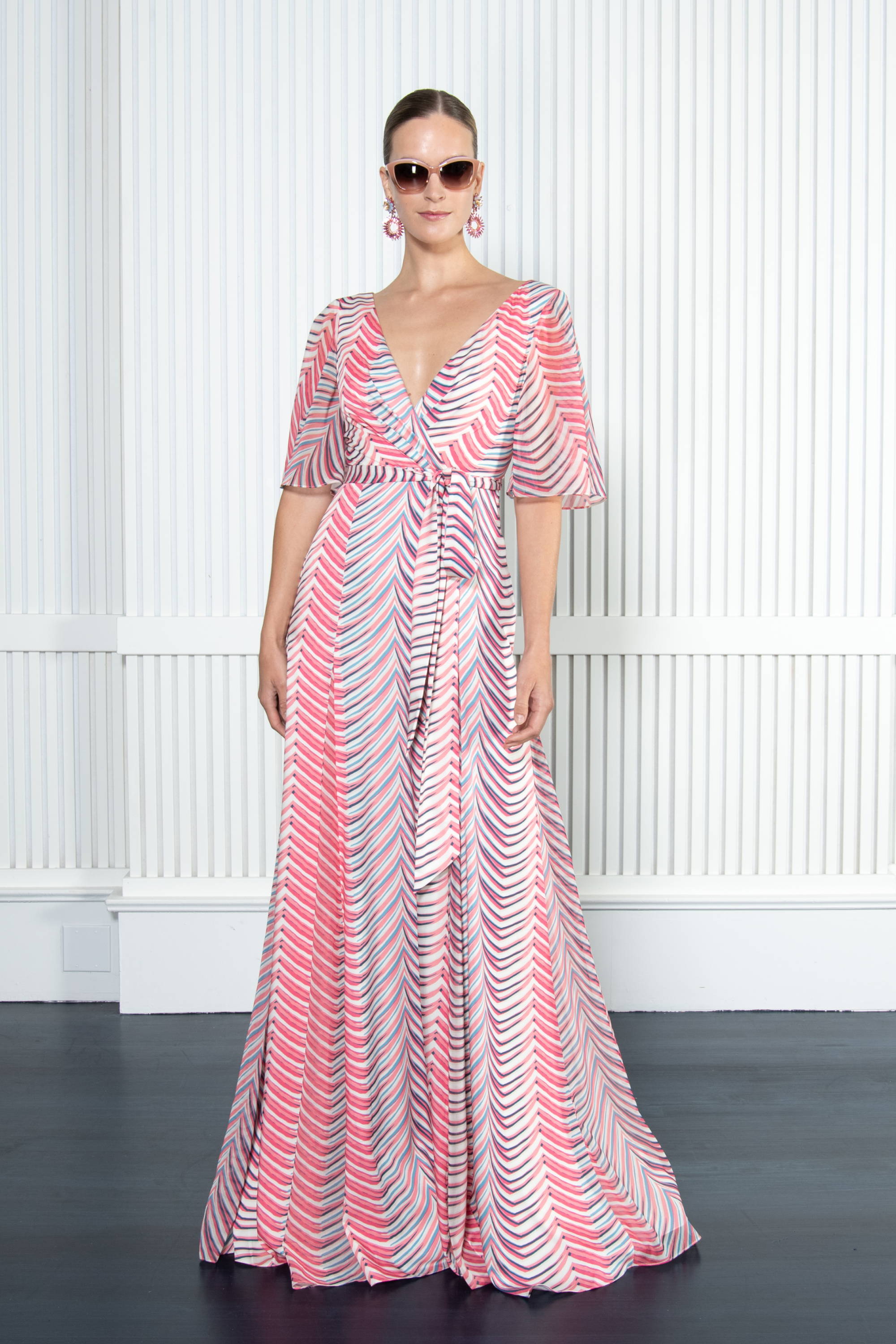 Badgley Mischka♡2025ワンピース Spring 2025 – Badgley Mischka