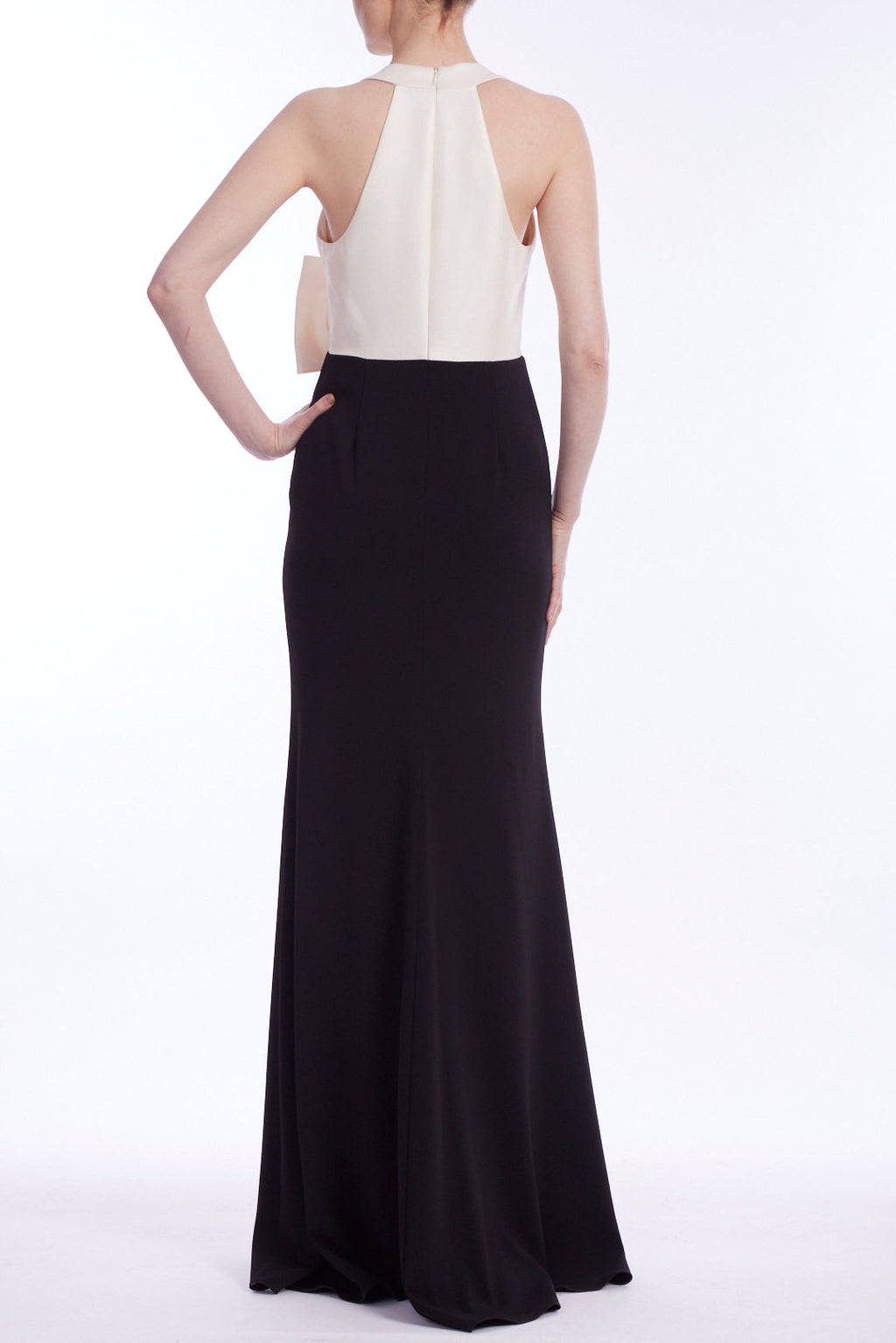 IVORY & BLACK | Suri Gown Back