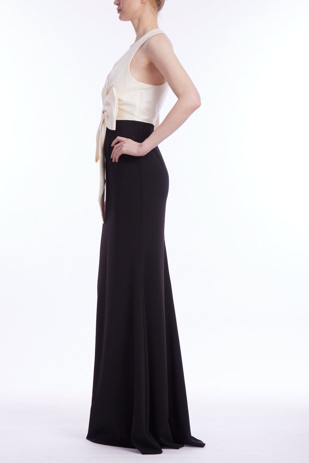 IVORY & BLACK | Suri Gown Side