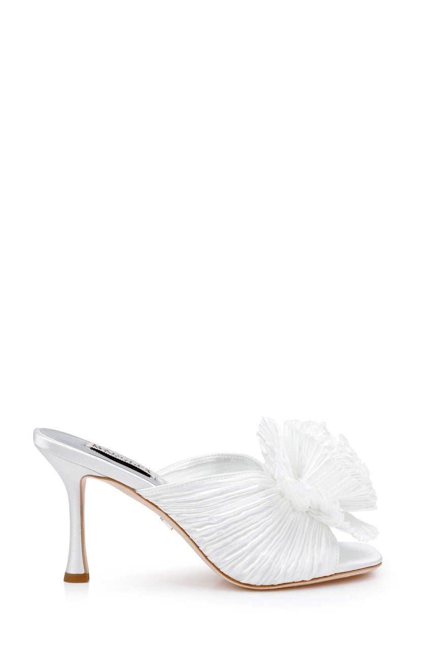 White | Blythe Slide with Floral Detail