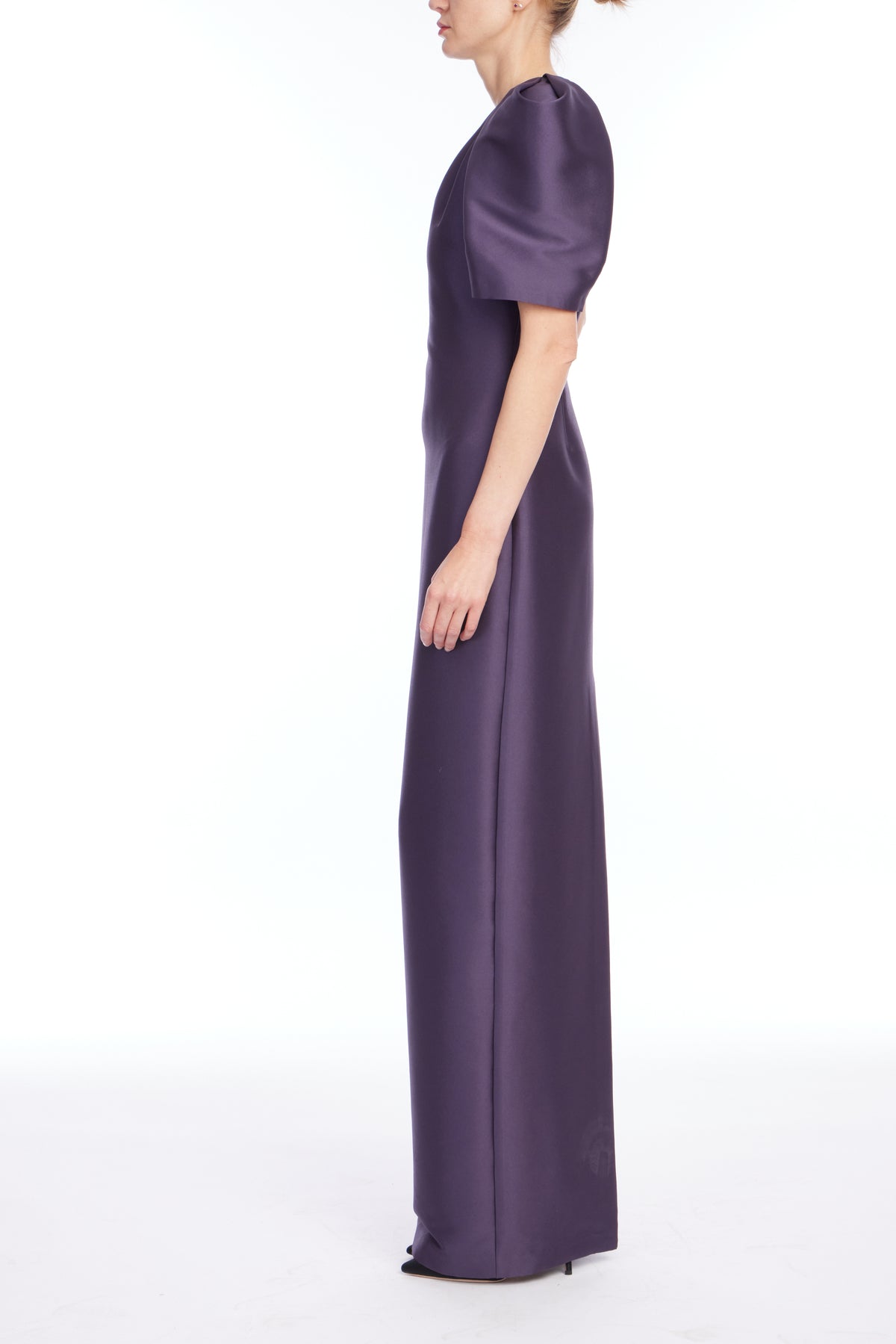 Pine | V Neck Sleeve Gown Side
