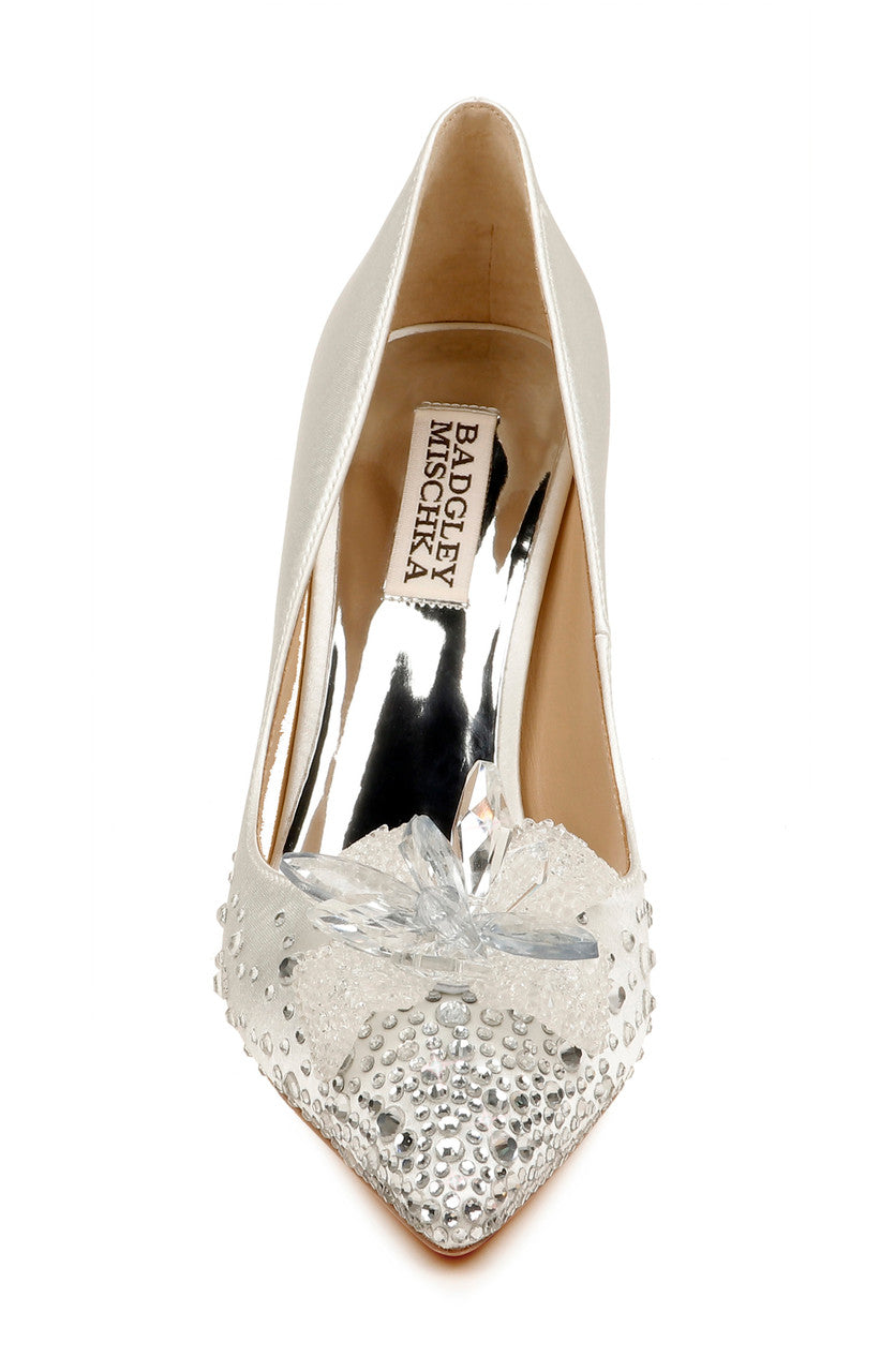 White | Halo Flower Embellished Pointed Toe Pump