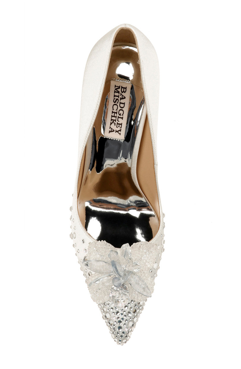 White | Halo Flower Embellished Pointed Toe Pump