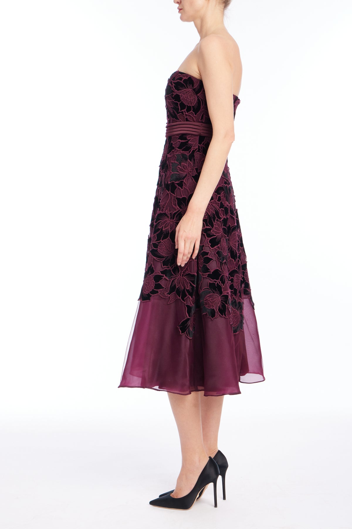 Wine | Velvet Lace Cocktail Dress Side