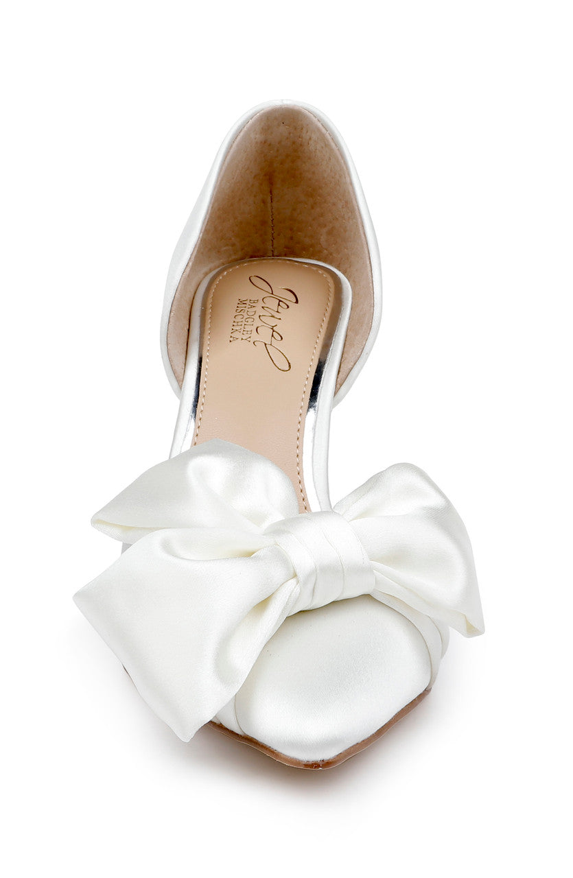 Ivory | Sidney Bow d'Orsay Pumps Front