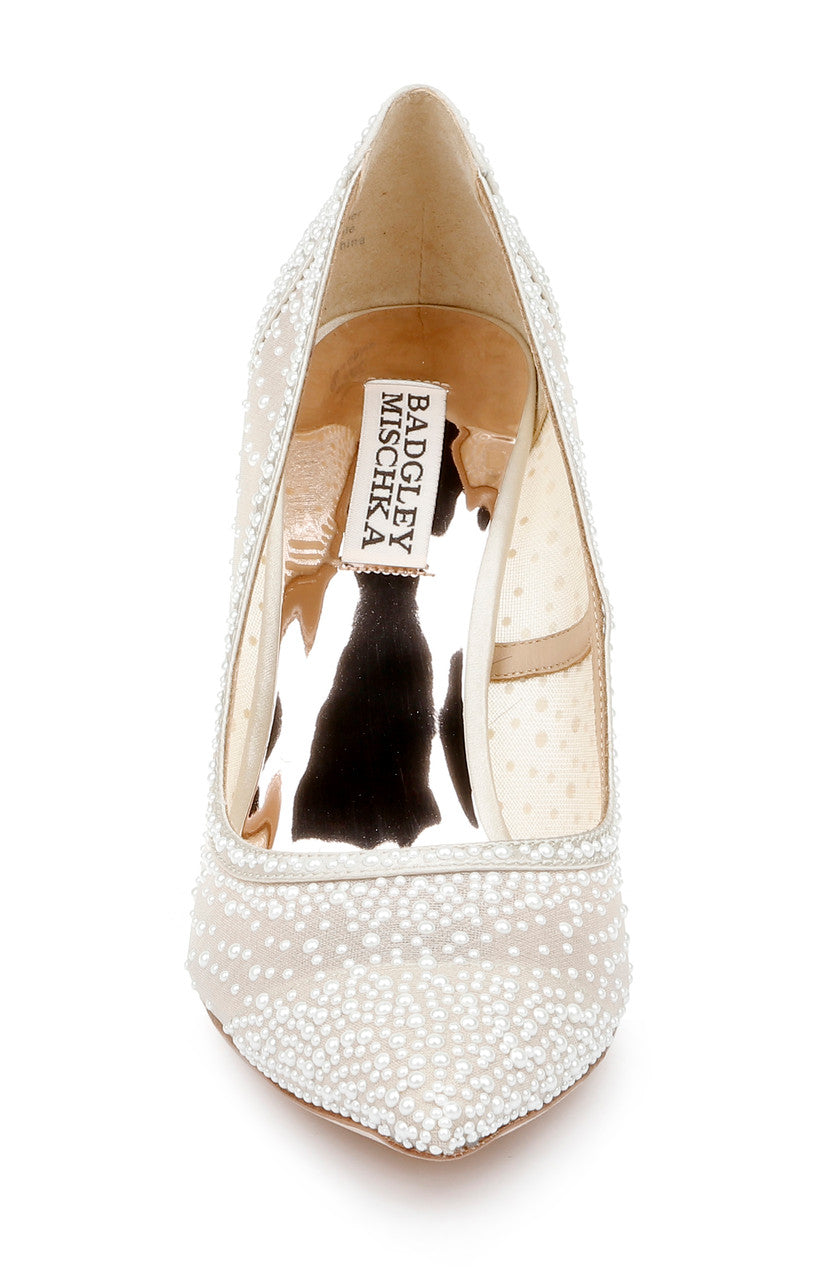 Ivory | Weslee III Princess Pump